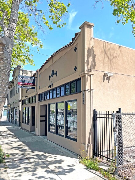 2371-2373 San Pablo Ave, Berkeley, CA à louer - Photo du bâtiment - Image 2 de 21