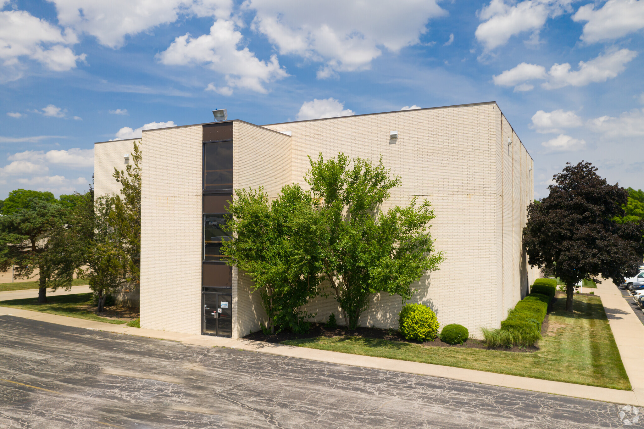 401 S Clairborne Rd, Olathe, KS à louer Photo du bâtiment- Image 1 de 4