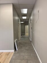 40750 Symphony Park Ln, Murrieta, CA for lease Interior Photo- Image 2 of 8