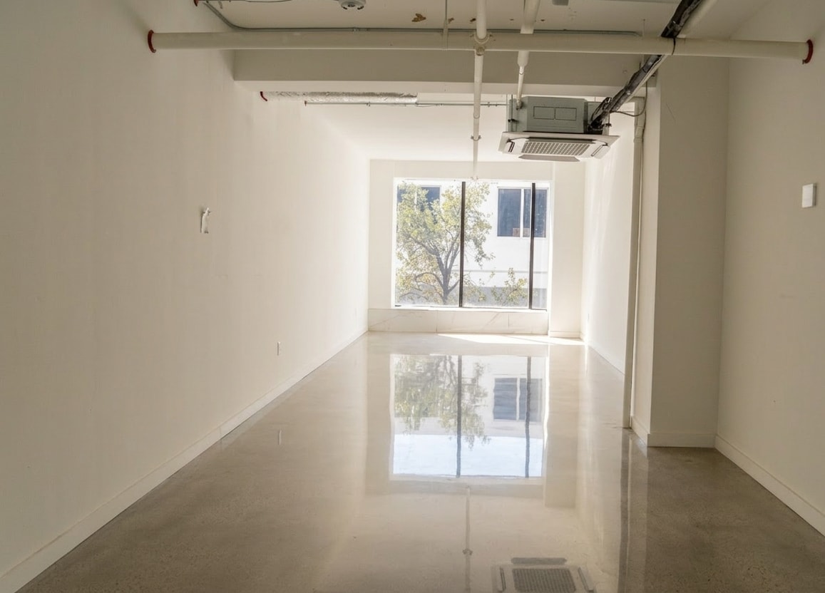 1 NE 1st St, Miami, FL à louer Photo intérieure- Image 1 de 1