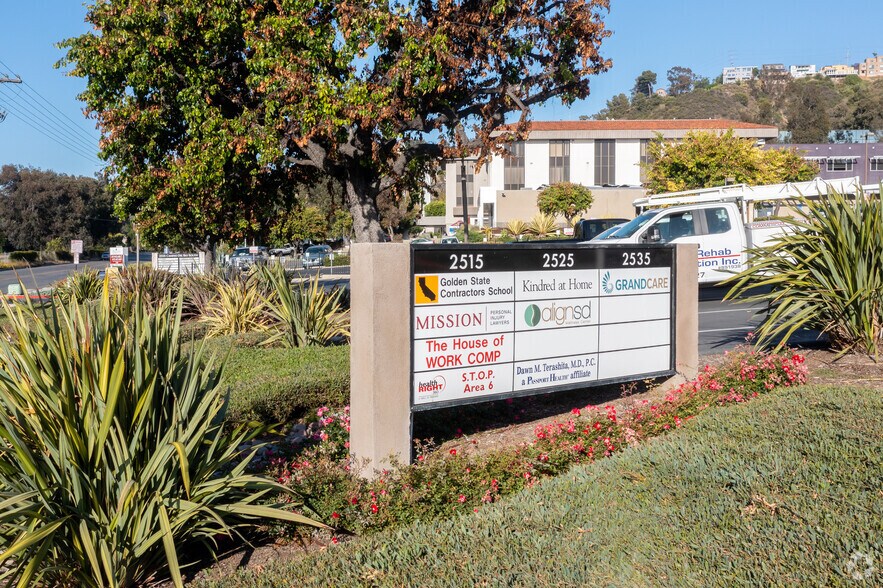 2515 Camino del Rio S, San Diego, CA à louer - Photo du bâtiment - Image 3 de 7