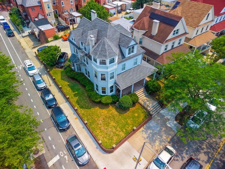 6801 Ridge Blvd, Brooklyn, NY for sale - Building Photo - Image 3 of 11