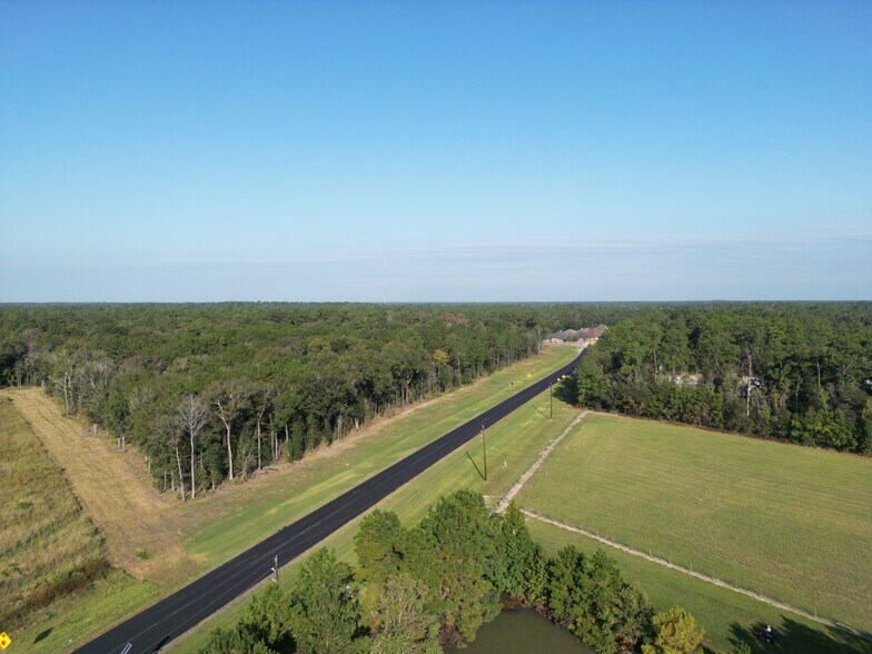 10375 Major Dr, Beaumont, TX for sale - Building Photo - Image 2 of 4