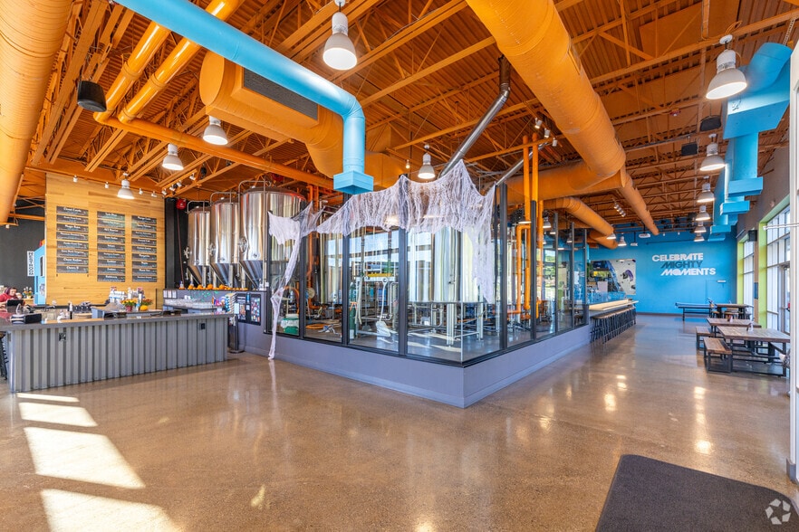 411 Waverley Oaks Rd, Waltham, MA for lease - Interior Photo - Image 3 of 20