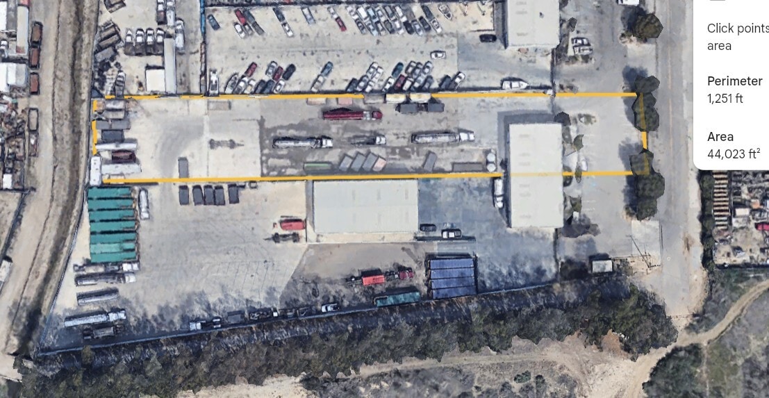 918 Mission Rock Rd, Santa Paula, CA for lease Building Photo- Image 1 of 1