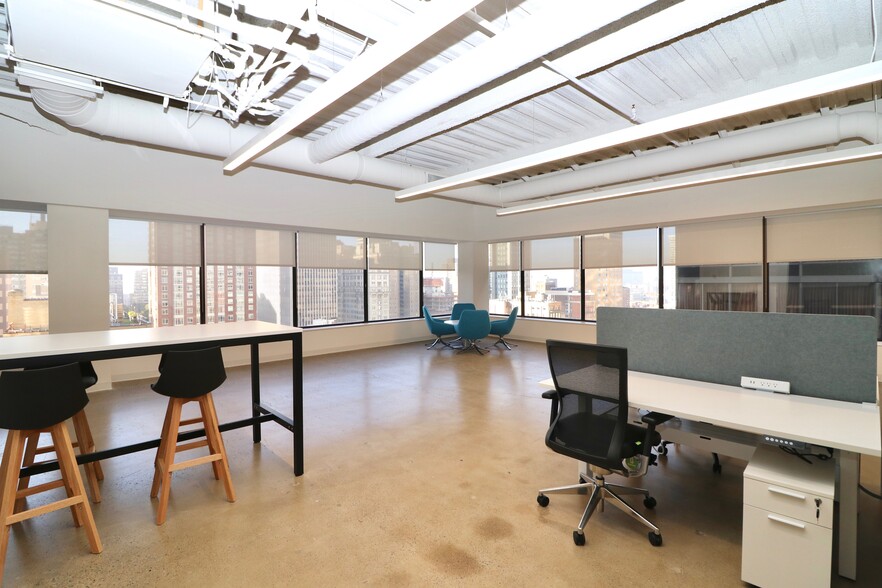 1760 Market St, Philadelphia, PA for lease - Interior Photo - Image 2 of 6