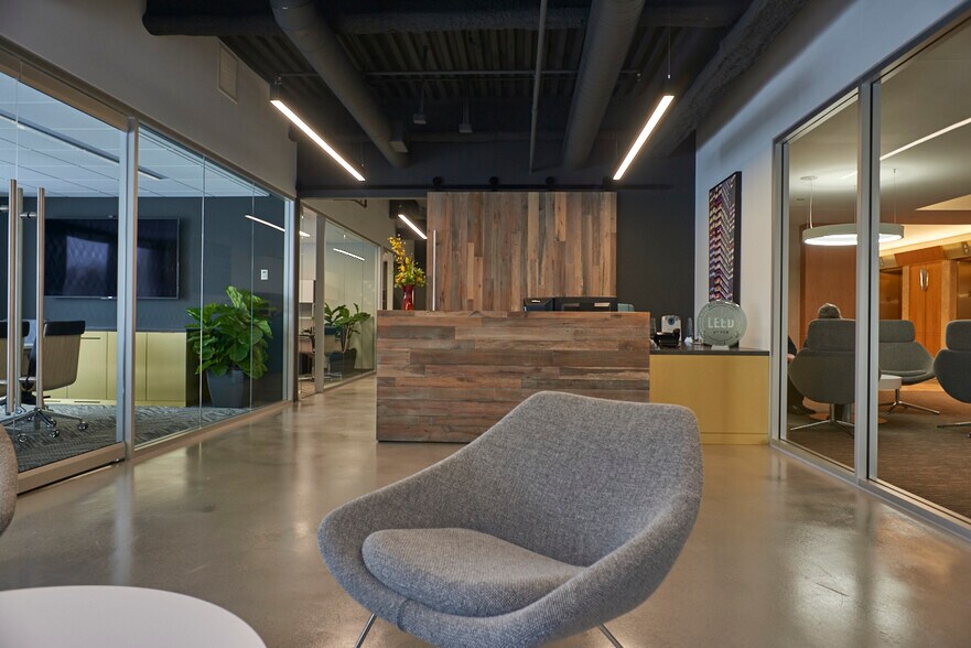 7900 Xerxes Ave S, Bloomington, MN à louer - Photo intérieure - Image 3 de 12