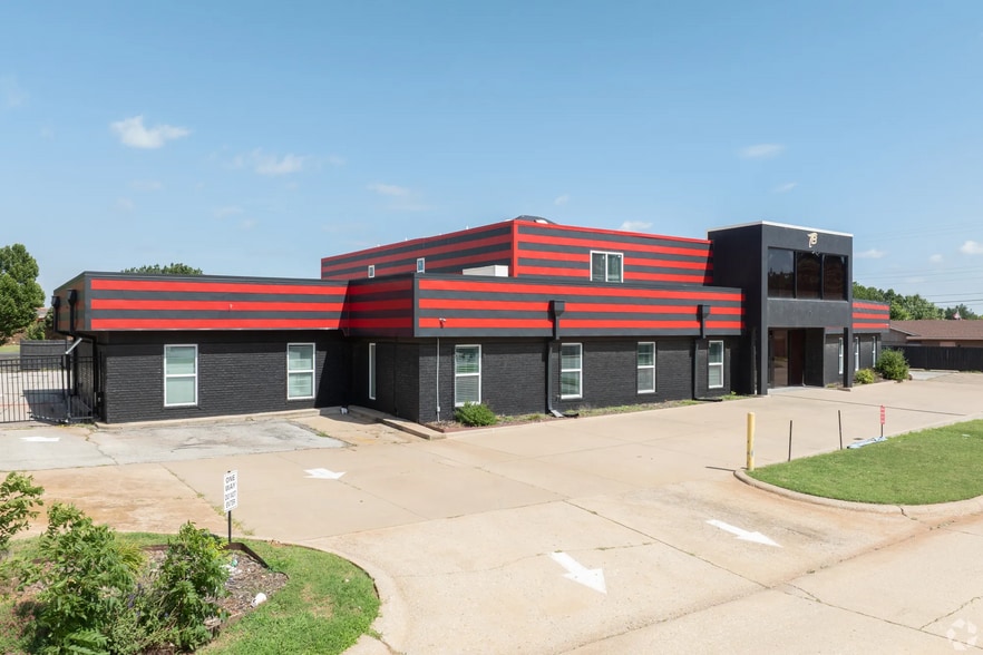 6001 Nw Expressway, Oklahoma City, OK for sale - Building Photo - Image 2 of 15