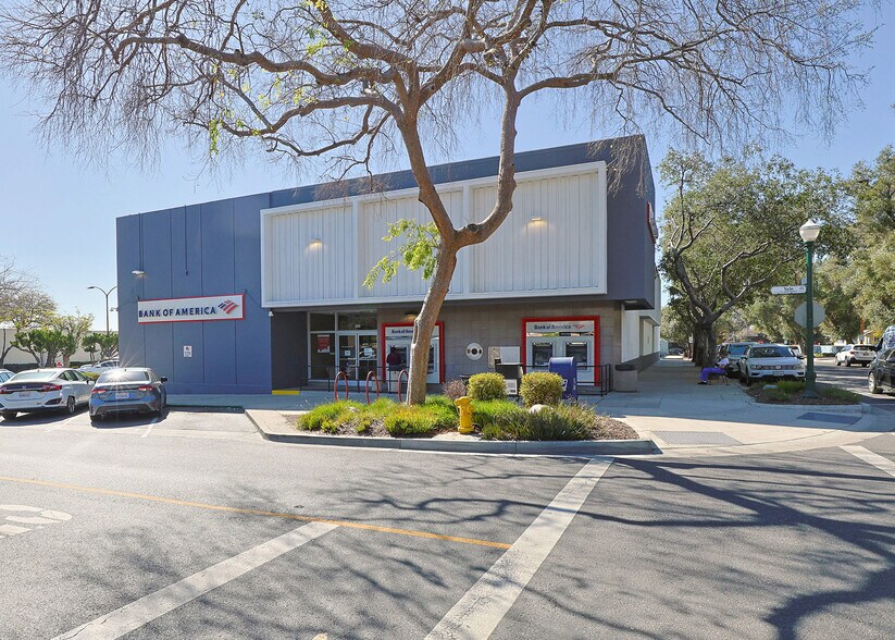 339 N Yale Ave, Claremont, CA à vendre - Photo du bâtiment - Image 2 de 4