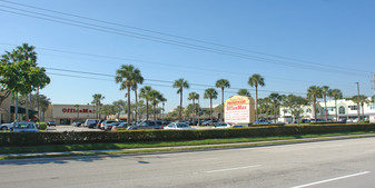 Boynton Beach Promenade - Convenience Store