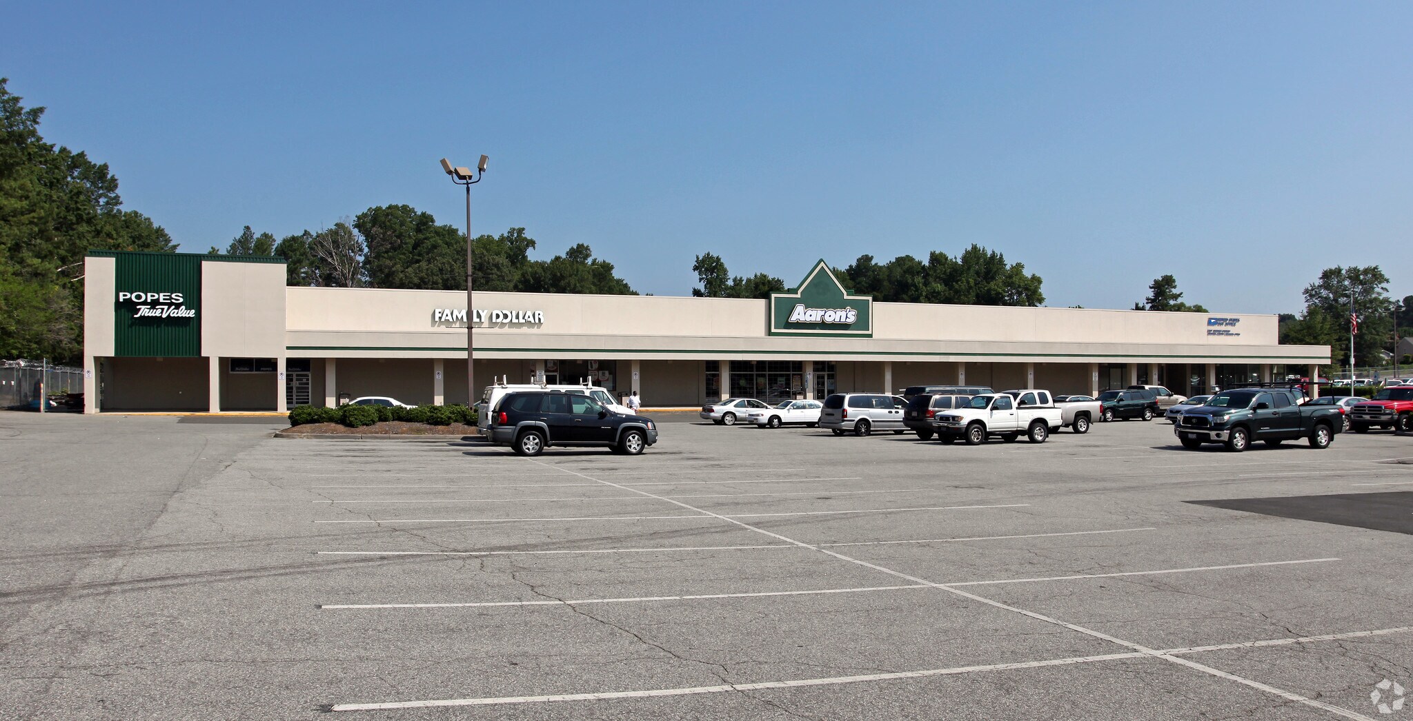 1001 N Miami Blvd, Durham, NC for sale Primary Photo- Image 1 of 18