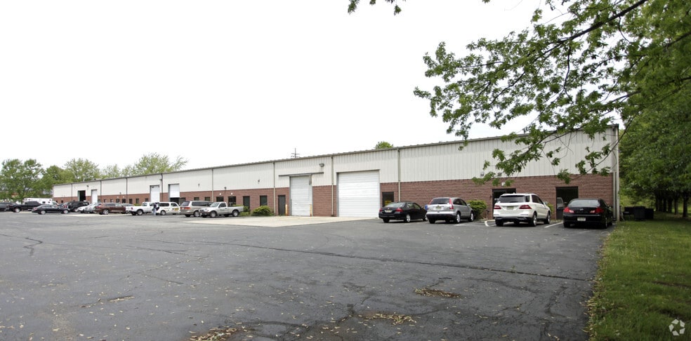 1221 US Highway 22, Lebanon, NJ for lease - Building Photo - Image 2 of 3
