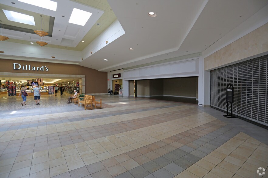 9409 US Highway 19, Port Richey, FL for lease - Building Photo - Image 2 of 8