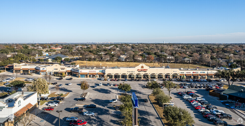 Braun & Loop 1604, San Antonio, TX à louer - Photo du bâtiment - Image 1 de 10