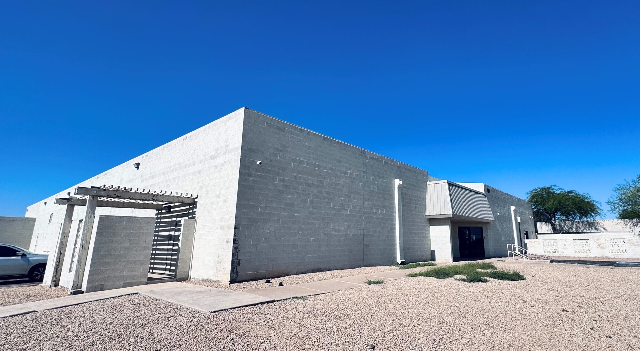 701 N Golden Key St, Gilbert, AZ à vendre Photo du bâtiment- Image 1 de 9