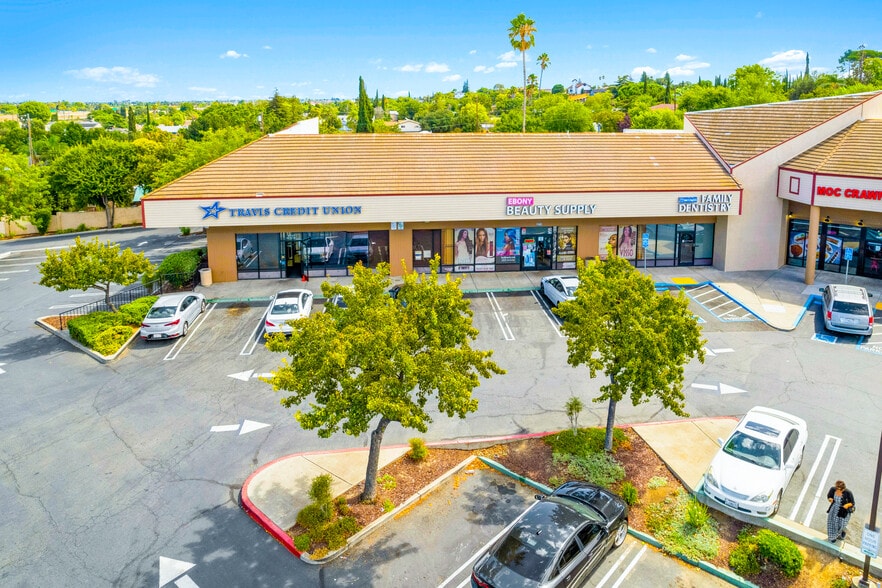 2711-2799 Lone Tree Way, Antioch, CA for lease - Building Photo - Image 2 of 5