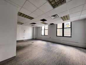 11 Broadway, New York, NY for lease Interior Photo- Image 2 of 5
