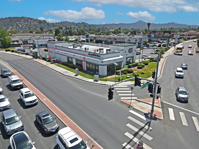 1291 Main St, El Cajon, CA à louer - Photo du bâtiment - Image 3 de 8