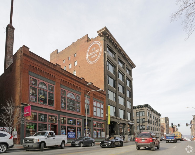 1000 Broadway Blvd, Kansas City, MO for lease - Building Photo - Image 3 of 90