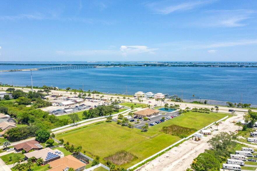 5120 N Highway 1, Viera, FL à vendre - Photo du bâtiment - Image 2 de 5