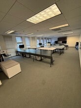 1290 Howard Ave, Burlingame, CA for lease Interior Photo- Image 1 of 7