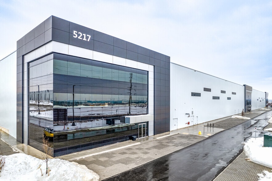 5217 Twenty Rd E, Hamilton, ON for sale - Building Photo - Image 1 of 1