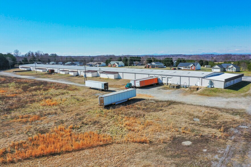 914 Champion Ferry Rd, Gaffney, SC à vendre - Photo du bâtiment - Image 3 de 20