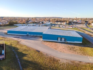 Plus de détails pour 1328 Curling Way, Wausau, WI - Industriel à vendre
