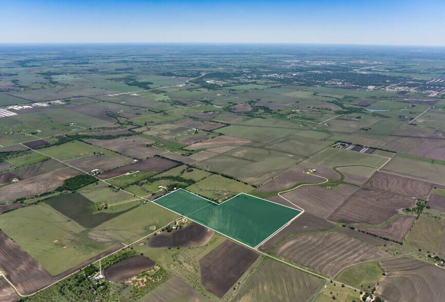 3750 Co 417 rd, Taylor, TX à vendre - Photo du bâtiment - Image 2 de 6