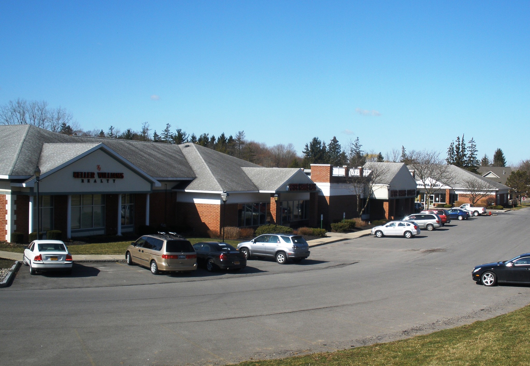 6868 E Genesee St, Fayetteville, NY à vendre Photo du bâtiment- Image 1 de 1