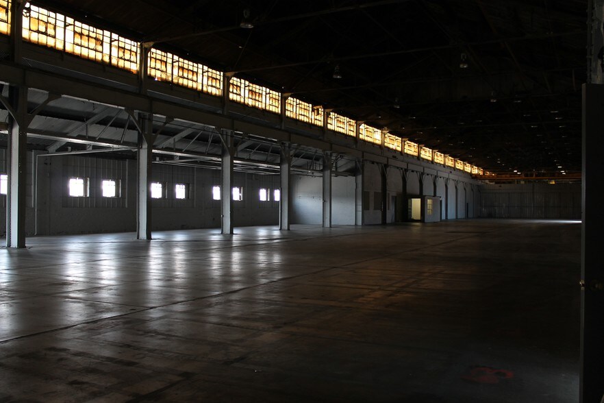 2301 Duss Ave, Ambridge, PA à louer - Photo intérieure - Image 3 de 4