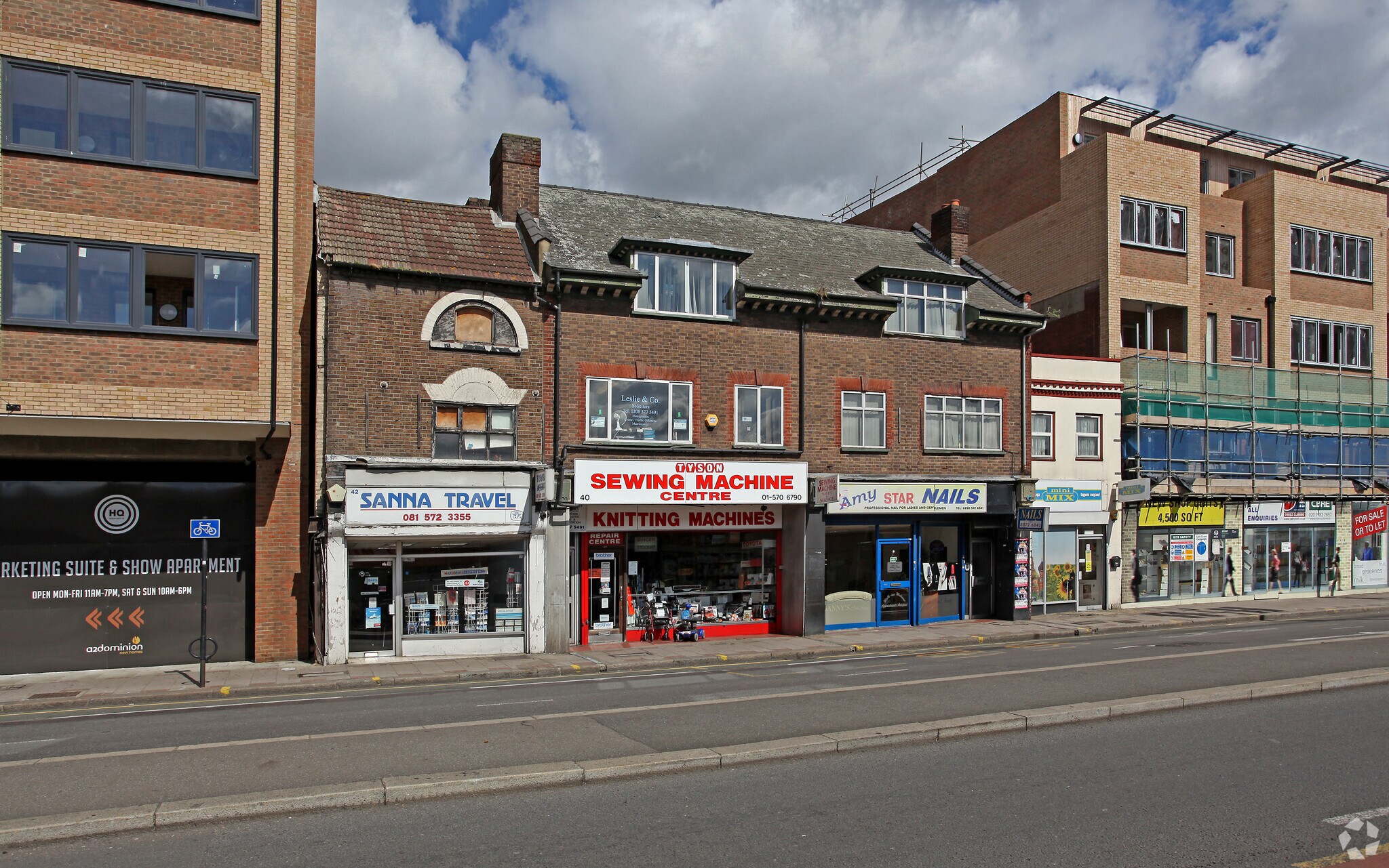 40 High St, Hounslow for lease Primary Photo- Image 1 of 5