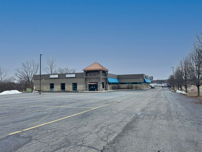 Plus de détails pour 510 68th St SW, Grand Rapids, MI - Commerce de détail à louer