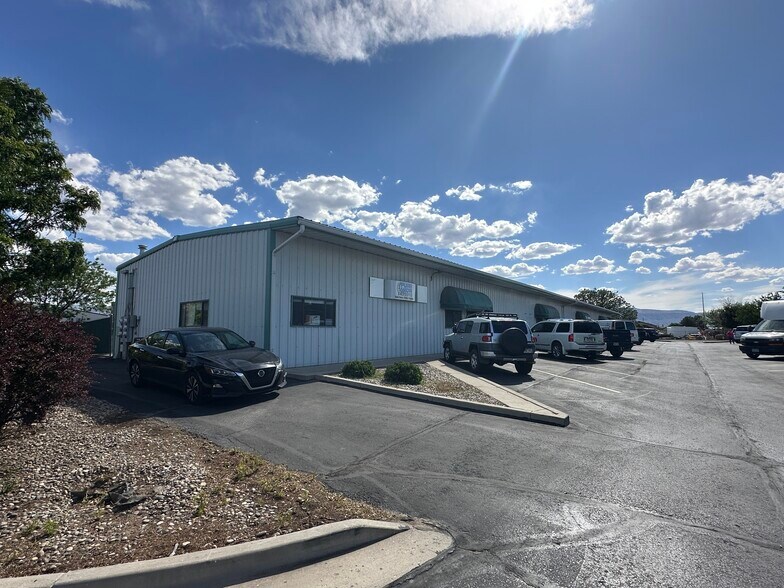 573 S Commercial Dr, Grand Junction, CO for sale - Building Photo - Image 2 of 15
