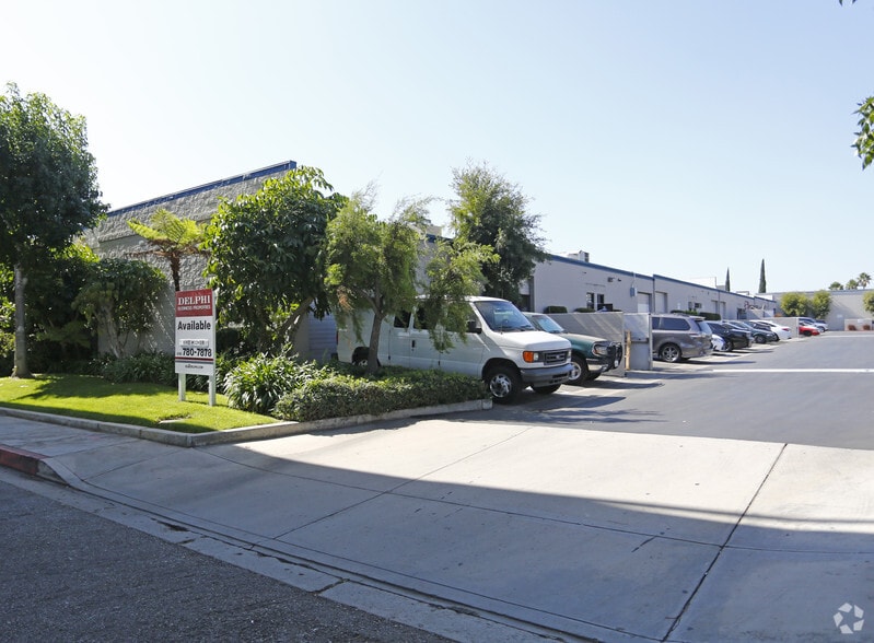 815-825 Western Ave, Glendale, CA à louer - Photo du bâtiment - Image 1 de 2