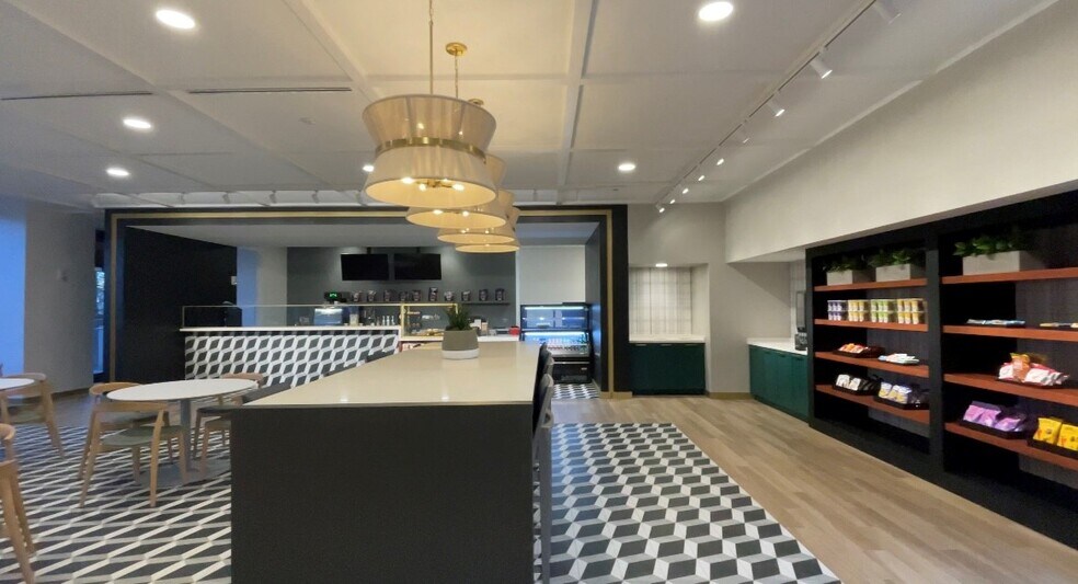 10 Glenlake Pky NE, Atlanta, GA à louer - Photo intérieure - Image 3 de 20