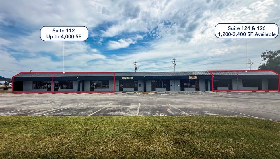 114-126 N 13th St, Rogers, AR for lease - Building Photo - Image 1 of 3