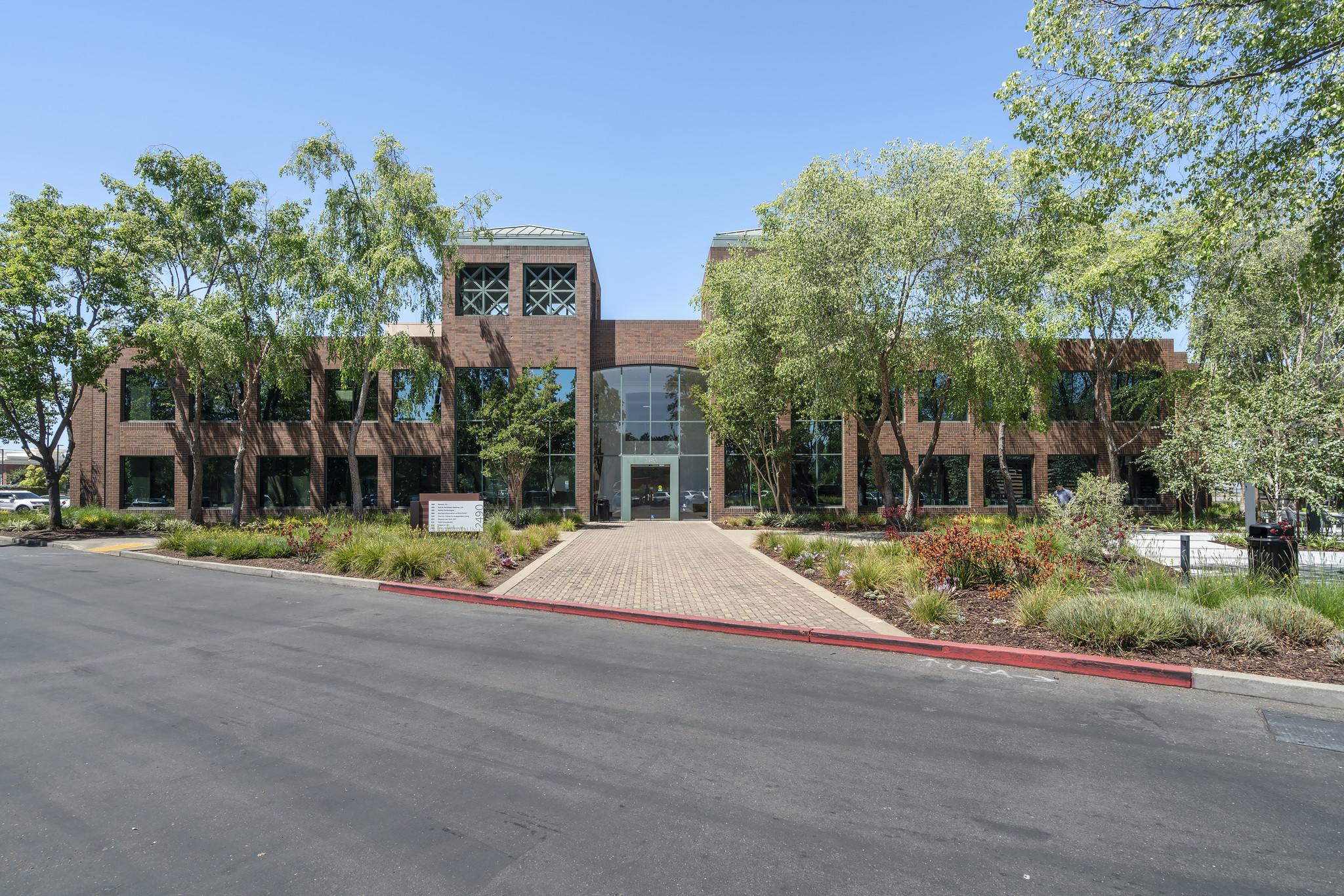 2490 Mariner Square Loop, Alameda, CA for lease Building Photo- Image 1 of 5