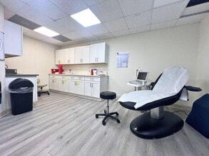 10800 Paramount Blvd, Downey, CA à louer Photo intérieure- Image 1 de 7