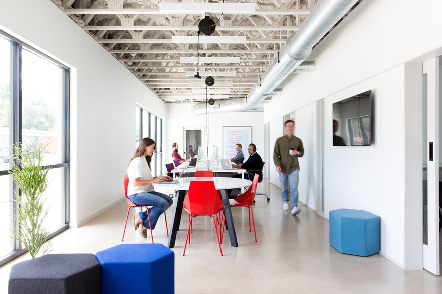 2400 Webberville Rd, Austin, TX for sale - Interior Photo - Image 2 of 20