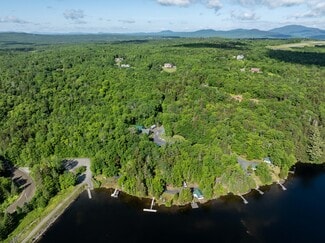 Plus de détails pour 15 Lower Wilson Pond Rd, Greenville, ME - Spécialité à vendre