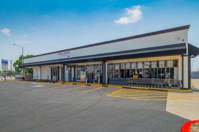 Plus de détails pour 1568 Austin Hwy, San Antonio, TX - Commerce de détail à louer