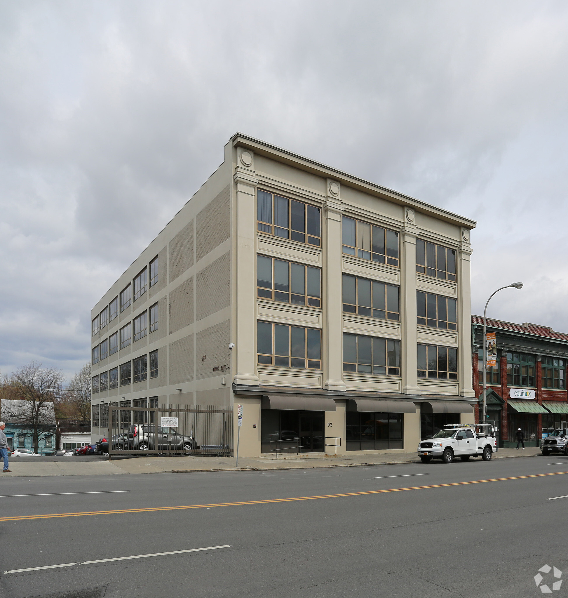 97 Central Ave, Albany, NY à vendre Photo du bâtiment- Image 1 de 1