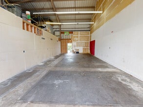 75-5705 Kuakini Hwy, Kailua Kona, HI for lease Interior Photo- Image 2 of 3
