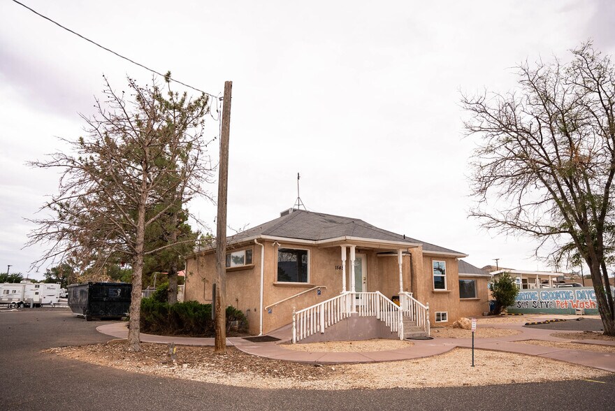 1545 W State St, Hurricane, UT à louer - Photo du bâtiment - Image 2 de 35