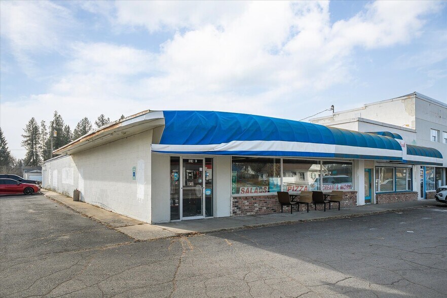 120-124 E Crawford St, Deer Park, WA à vendre - Photo du bâtiment - Image 3 de 66