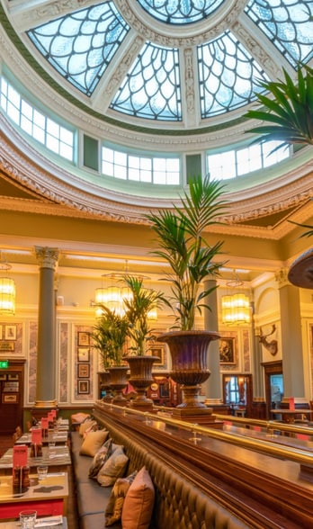 Cosy Club portfolio of 2 properties for sale on LoopNet.ca - Interior Photo - Image 3 of 6