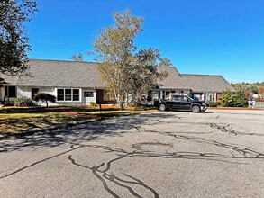 2 Medical Center Dr, Biddeford, ME for lease Interior Photo- Image 1 of 7