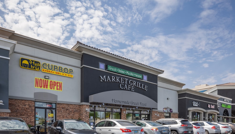 7175 W Lake Mead Blvd, Las Vegas, NV for lease - Building Photo - Image 3 of 10