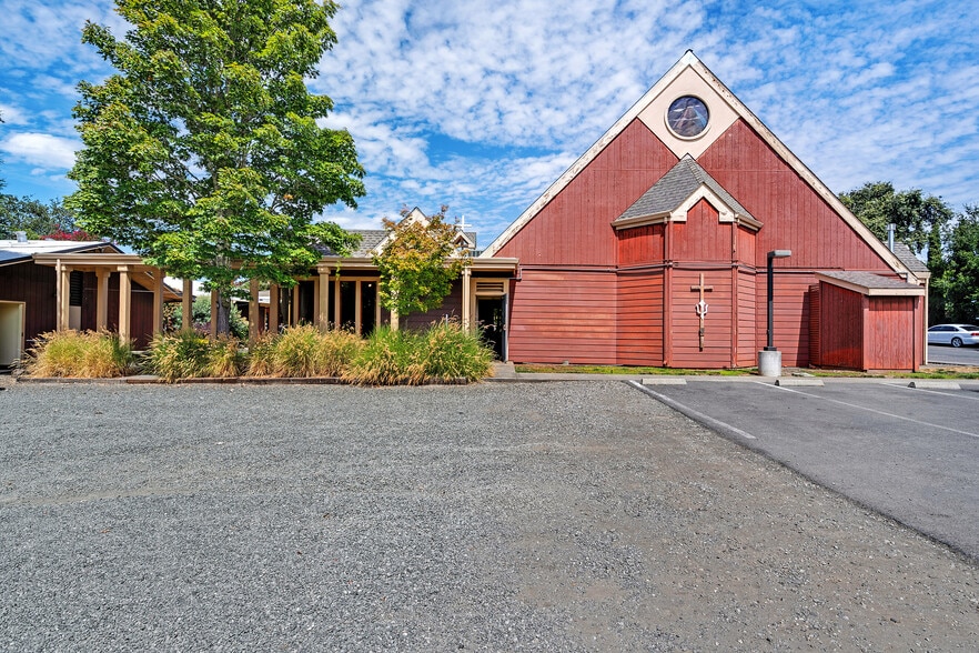 4930 Newanga Ave, Santa Rosa, CA for sale - Building Photo - Image 3 of 17